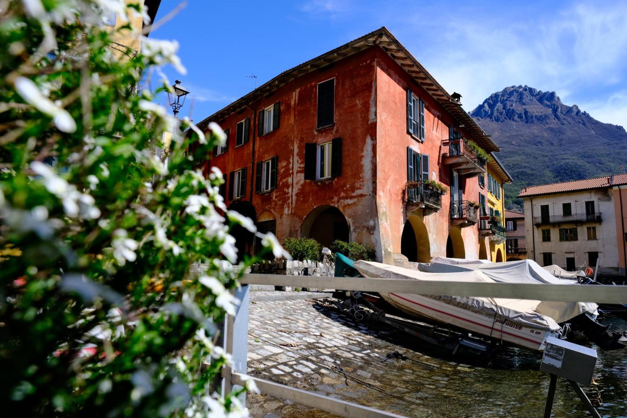 Dolce Teresa Apartment Mandello del Lario Esterno foto