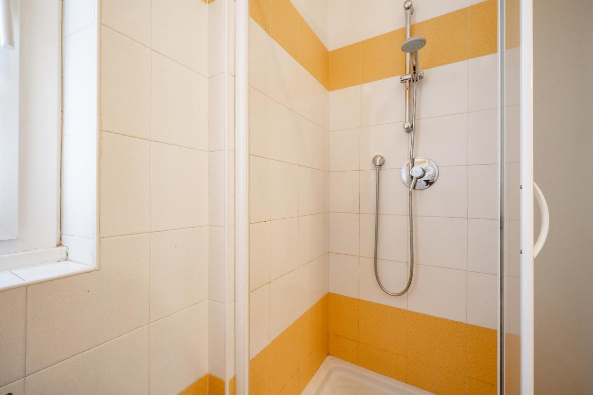 Dolce Teresa Apartment Mandello del Lario Esterno foto